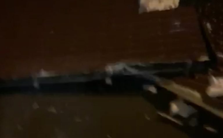 Cava de’ Tirreni, tetto cade nei pressi del Liceo Genoino