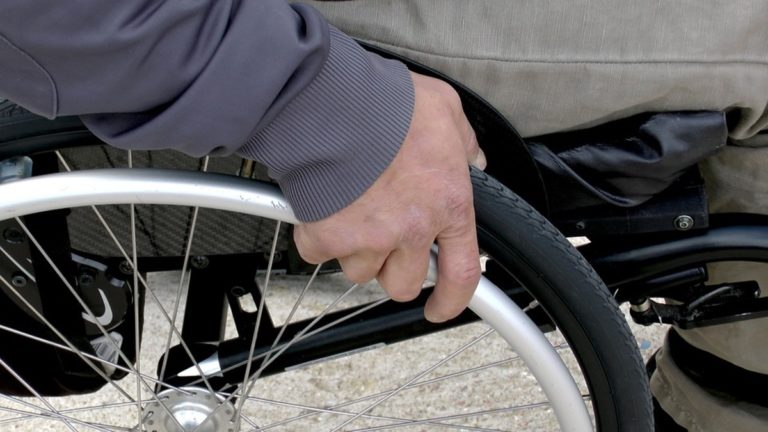 Fisciano, bonus di 600 euro per persone con disabilità: come richiederlo