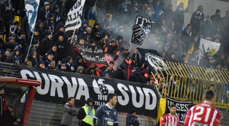 Cavese, un’arma in più contro il Portici: la Curva Sud “Catello Mari”