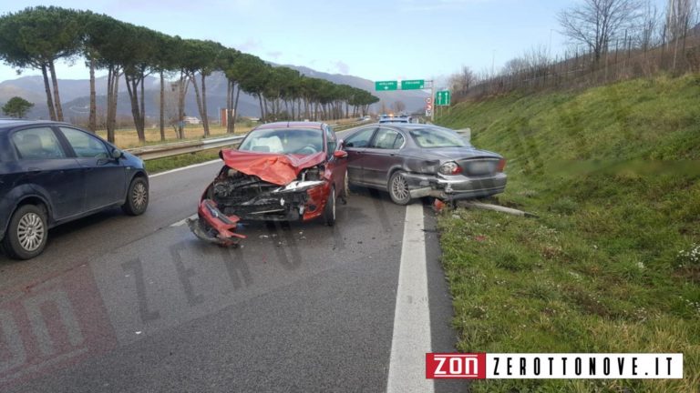 Traffico in tilt sulla Salerno-Avellino: incidente nei pressi dello svincolo Fisciano