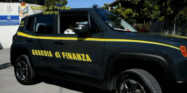 Vallo di Diano, sequestrato “nocciolino” non a norma: indaga la Finanza