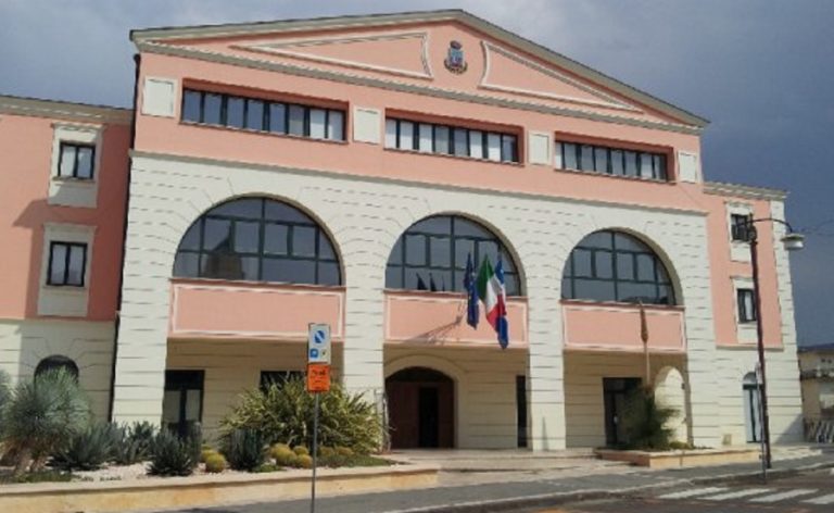 Agropoli, ordinanza limita spesa ad un massimo di due volte a settimana