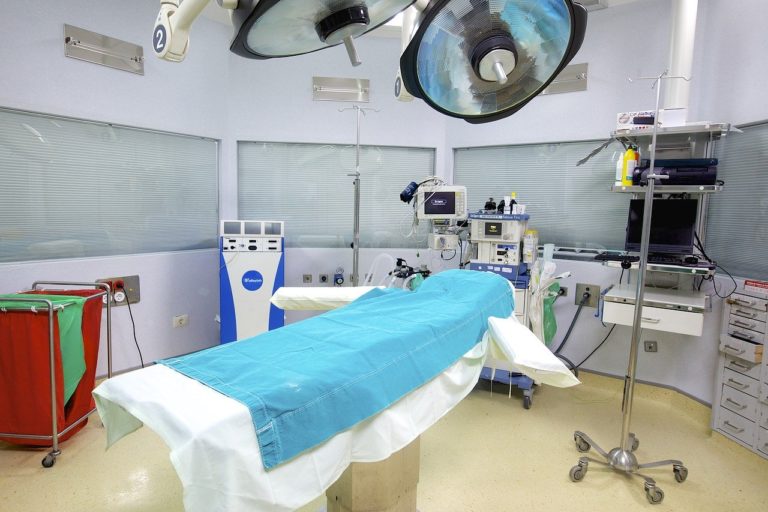 Battipaglia, l’azienda Motta Servizi e Logistica dona un ventilatore per la terapia intensiva