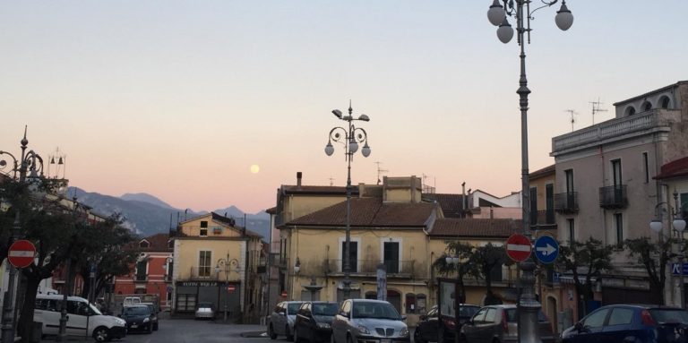 San Cipriano Picentino: disposta chiusura negozi per le festività pasquali