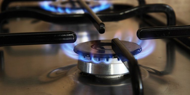 Salerno Energia Vendite rinvia il pagamento delle bollette per le famiglie in difficoltà