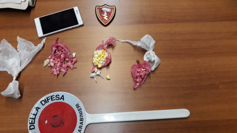 Nocera: spaccio di hashish e cocaina. Arrestati due giovani