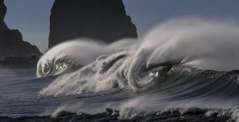 Allerta meteo in Campania per venti forti fino alle 12 di domani