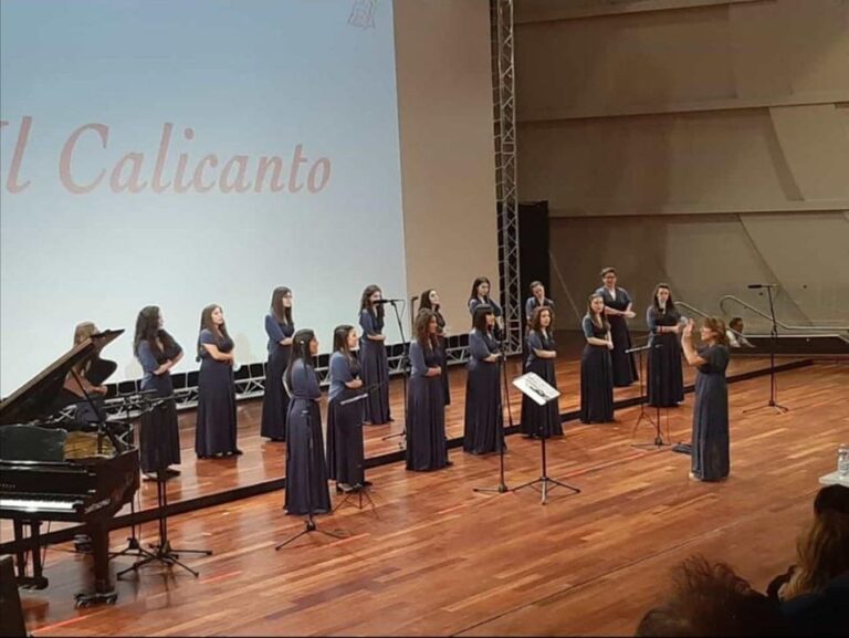 Salerno, Il ritorno sul palcoscenico per il coro Il Calicanto