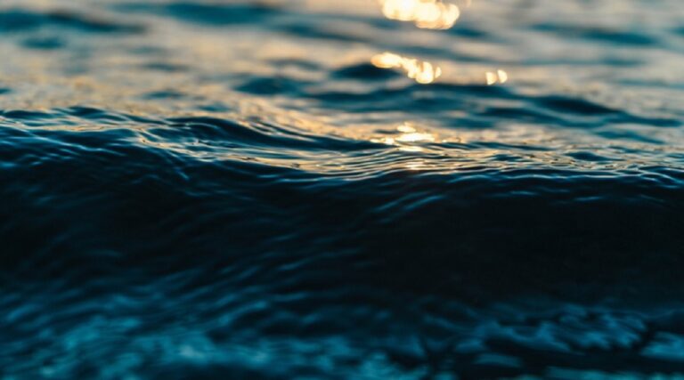 Battipaglia, 71enne muore in mare a causa di un malore