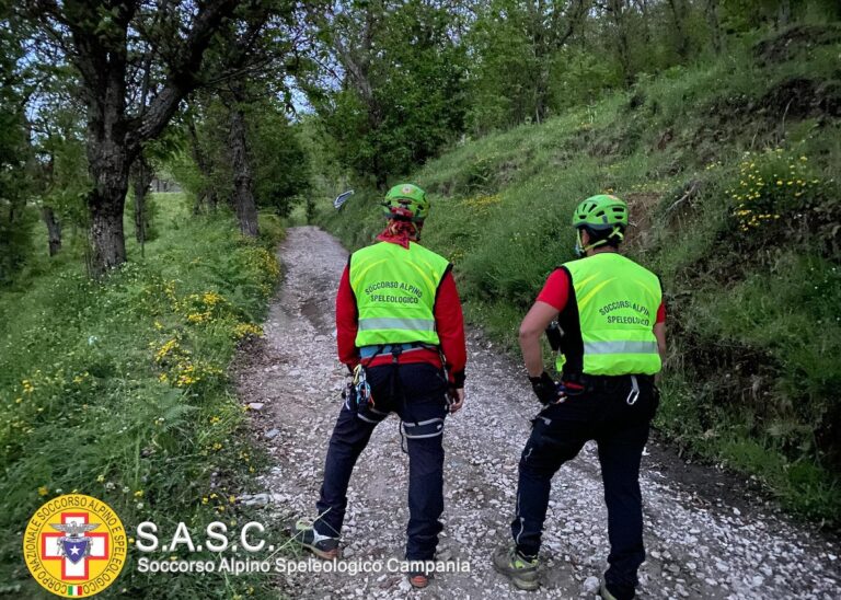 Soccorso Alpino, salvate madre e figlia disperse sul Sentiero degli Dei