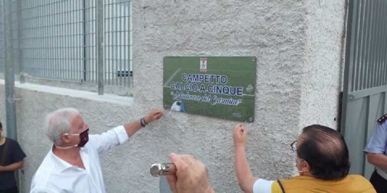 Baronissi, inaugurato il nuovo impianto di calcio a cinque a Caposaragnano
