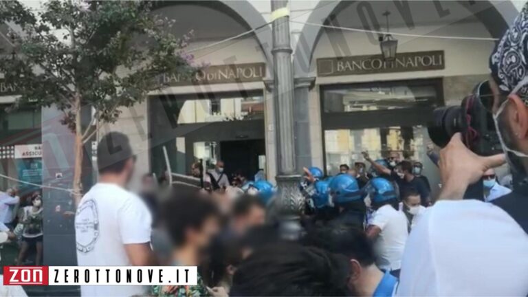 Cava, tensioni manifestanti-Polizia al comizio di Salvini. Sdegno del Leader