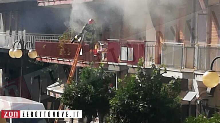 Battipaglia, divampa incendio in un’abitazione lungo via Mazzini