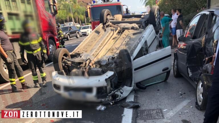 Battipaglia, scontro auto-camion: ferite tre persone