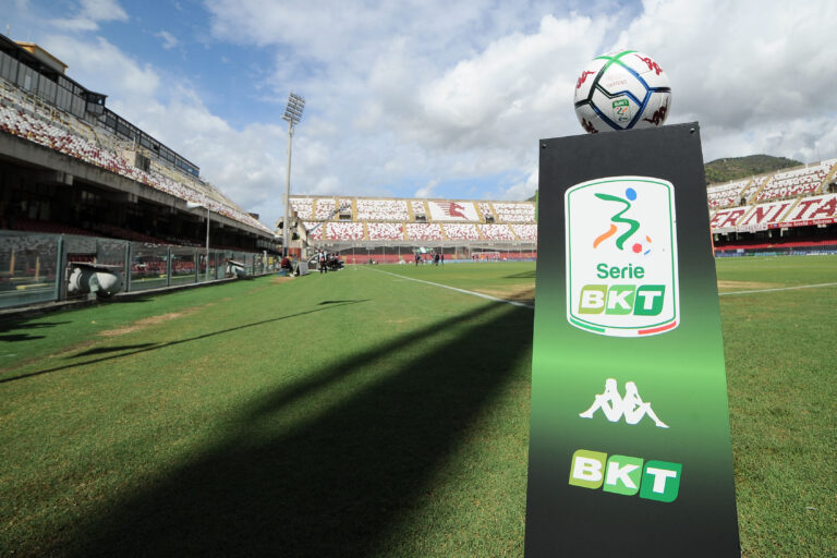 Stop alla Serie B: sospesa fino al 1 maggio