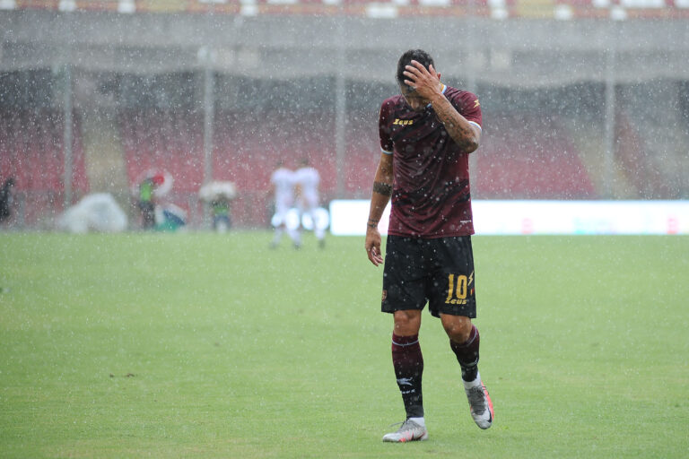 Salernitana, pareggio con brivido all’Arechi. La photogallery del match