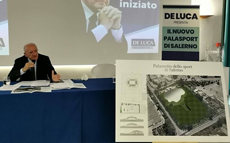 Salerno, presentato progetto del Palazzetto dello Sport: presente De Luca