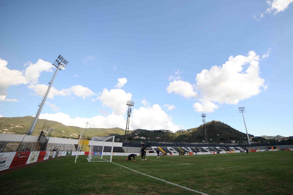 Cavese-Juve Stabia, Cavese-Rende