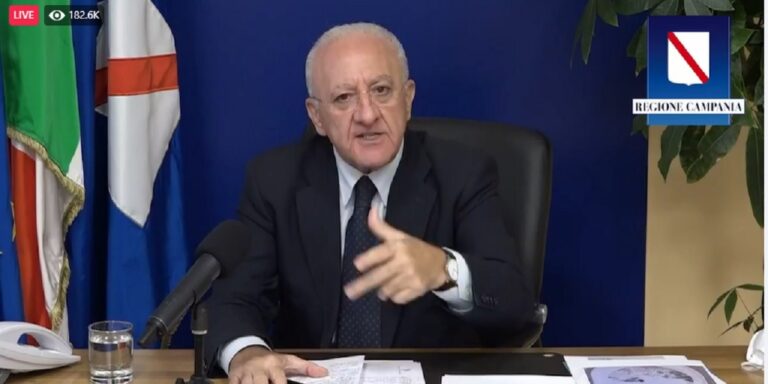 De Luca: “Si è conclusa la riunione con i rappresentanti del mondo della scuola”