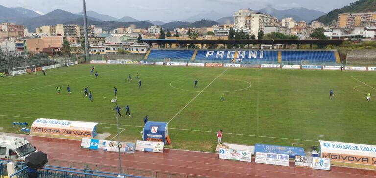 Paganese-Cavese 0-0, gli aquilotti reggono in 10. Bisogno para un rigore