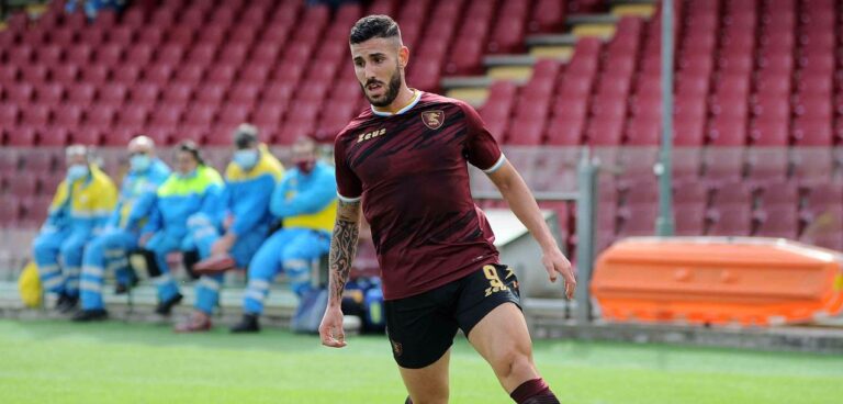 Gennaro Tutino conquista tutti, e la Salernitana sorride