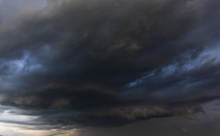 Campania, allerta meteo gialla per altre 24 ore