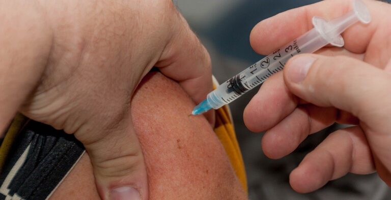Vaccini, Open Day a Bracigliano in Piazza della Libertà