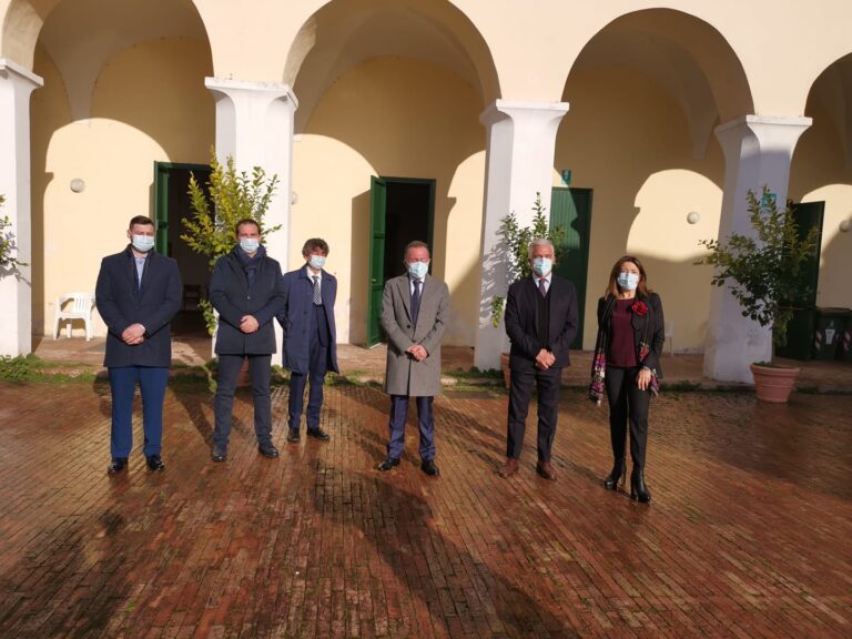 Salerno: il Rotary Est dona 3600 mascherine