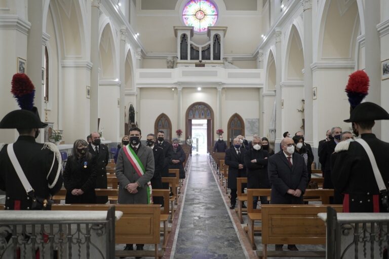 Pontecagnano Faiano ricorda i Carabinieri Arena e Pezzuto