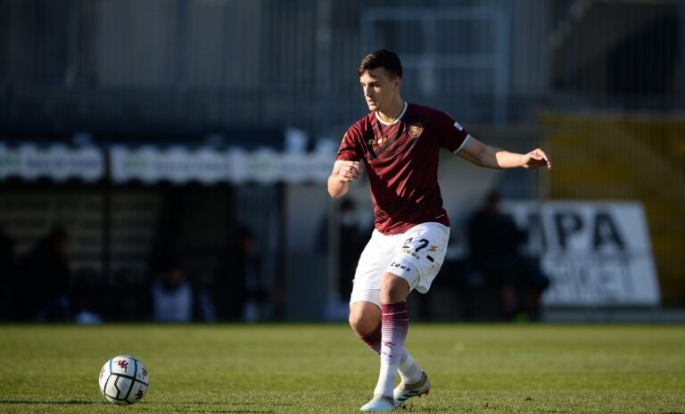 Salernitana, Dziczek dimesso dall’ospedale: “Grazie a tutti”