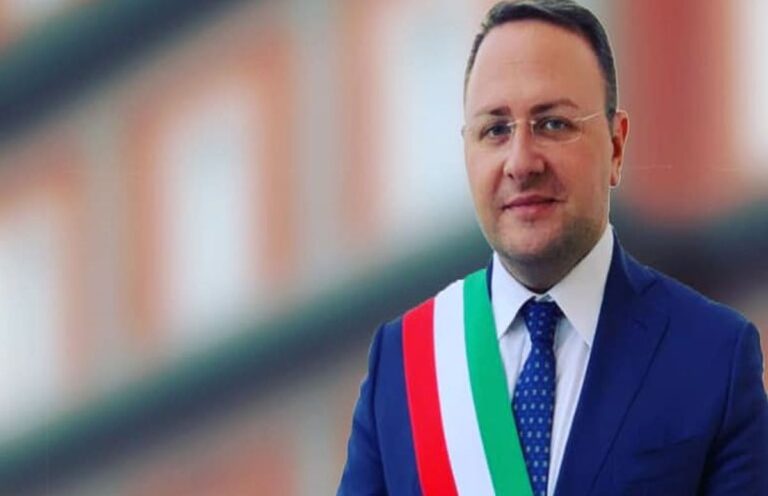 Pellezzano, il sindaco accoglie i delegati dell’ Associazione ”Commercianti per Salerno”