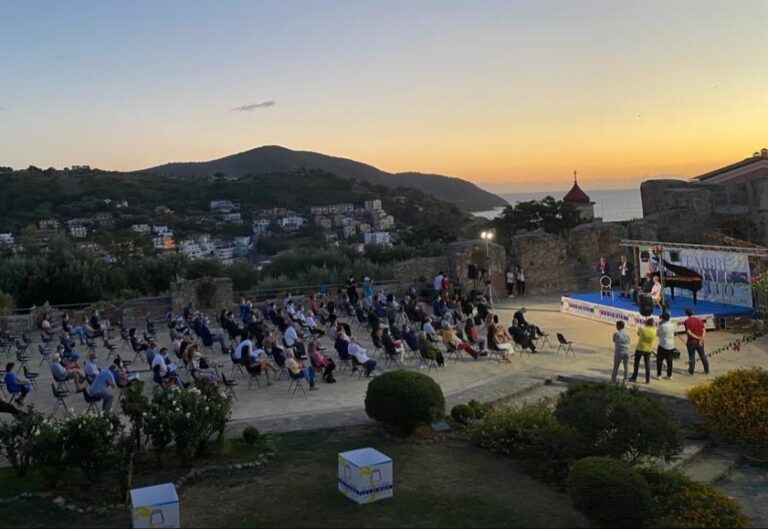 Una tesi di laurea sulla kermesse del “Settembre Culturale” di Agropoli