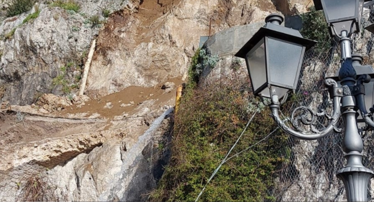 Amalfitana: terminata attività di sgombero materiale franato