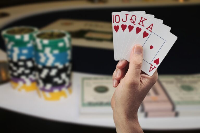 L’algoritmo segreto dietro il poker online