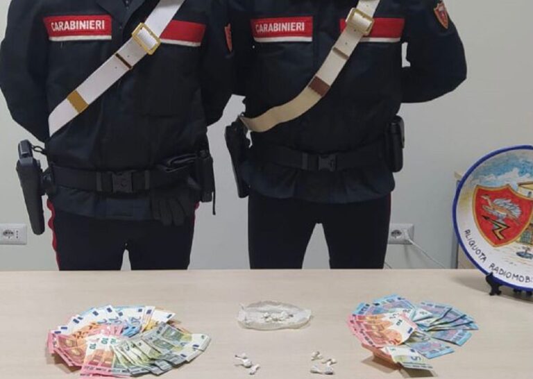 Salerno, operazione antidroga: 2 arresti e 2 denunce