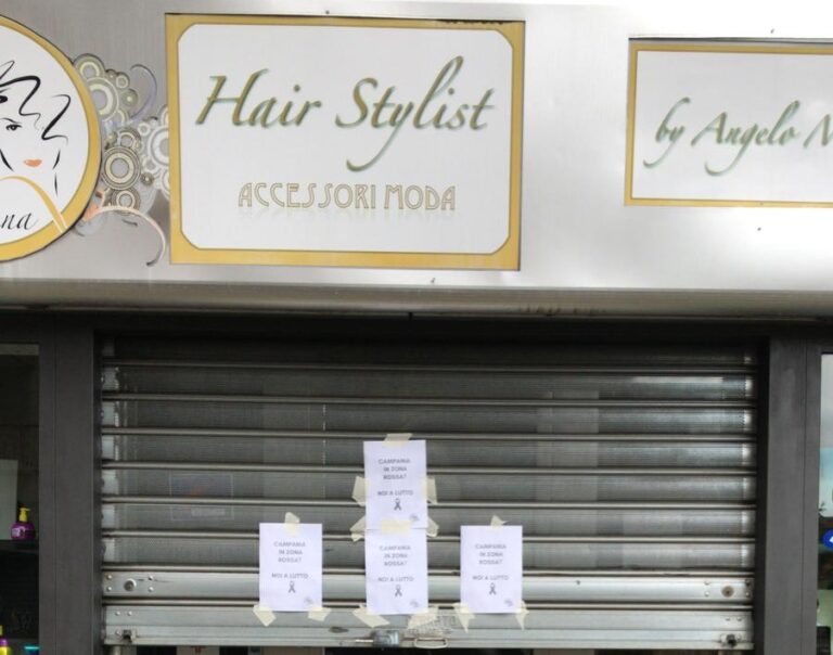 Salerno, piena adesione contro la chiusura di parrucchieri e centri estetici