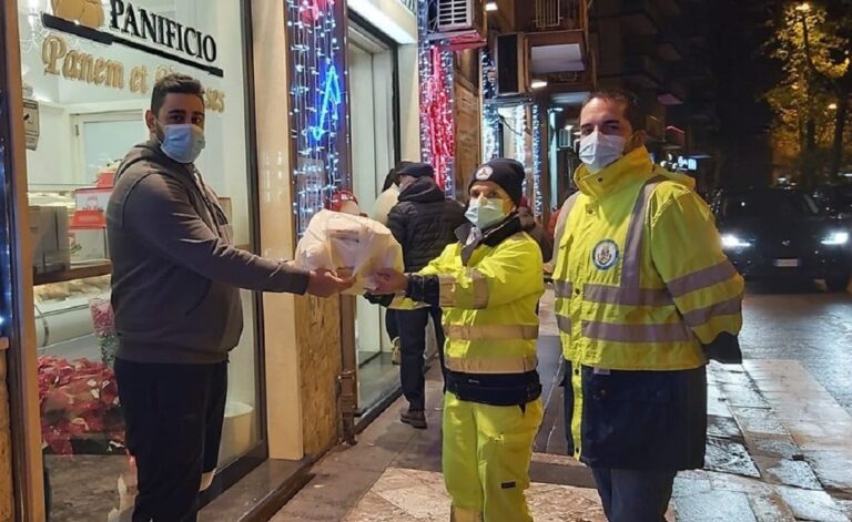 Salerno, “Il Piatto Sospeso”: missione compiuta