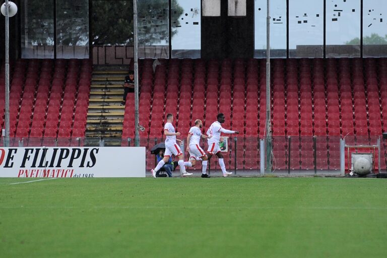 Salernitana-Monza 1-3, Balotelli bestia nera dei granata: la photogallery