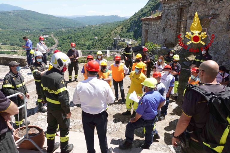 Centola, i Vigili del Fuoco testano il sistema Tooway per ricerca dispersi