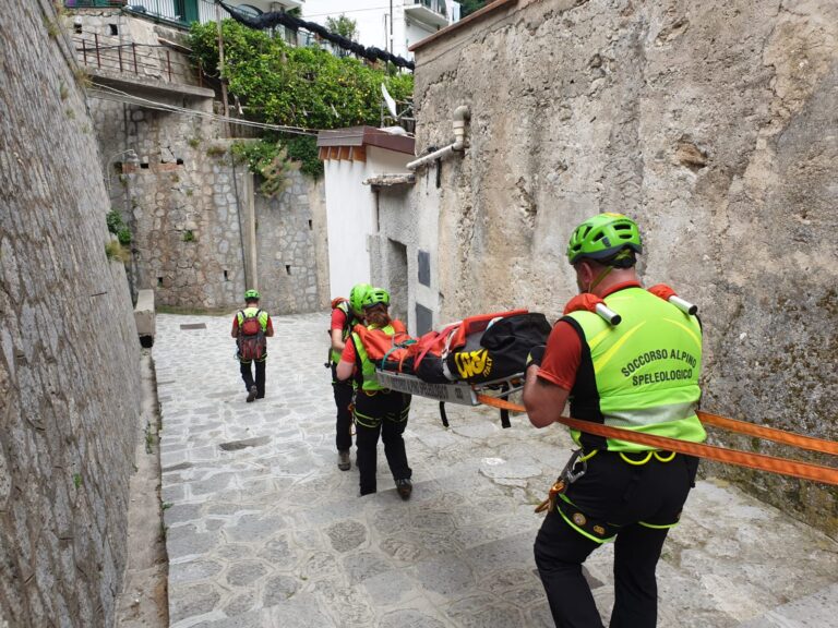 Scala, escursionista salvato a Valle delle Ferriere