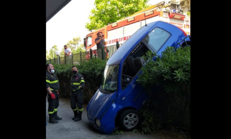 Bellizzi, auto si capovolge. Il Sindaco annuncia interventi sulla sicurezza