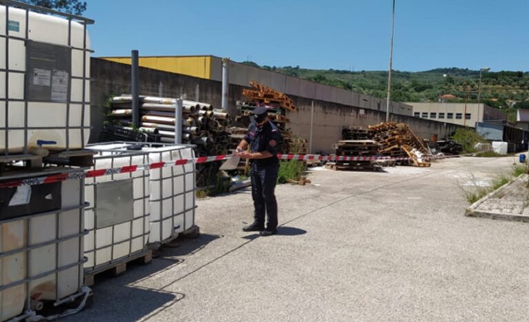 Buccino, controlli sul territorio: sequestrati rifiuti