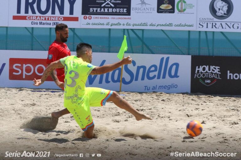 Baronissi, Andrea Coppola esordisce nella Serie A di Beach Soccer