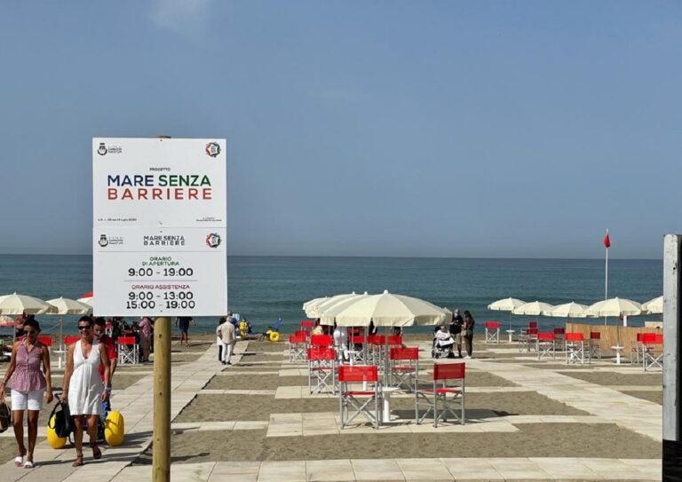 A Paestum inaugurata la spiaggia senza barriere