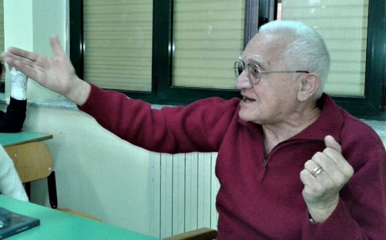 Salerno: è scomparso Carlo Adinolfi, storico edicolante