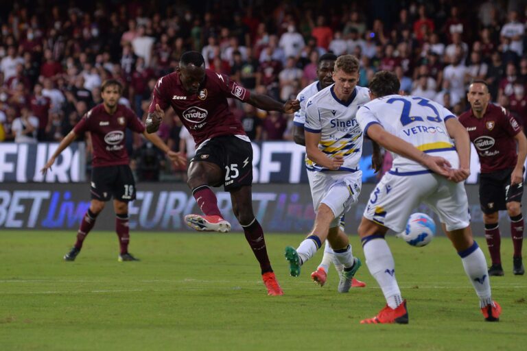 Salernitana, si lavora anche alle uscite: Gagliolo e Simy i prossimi partenti