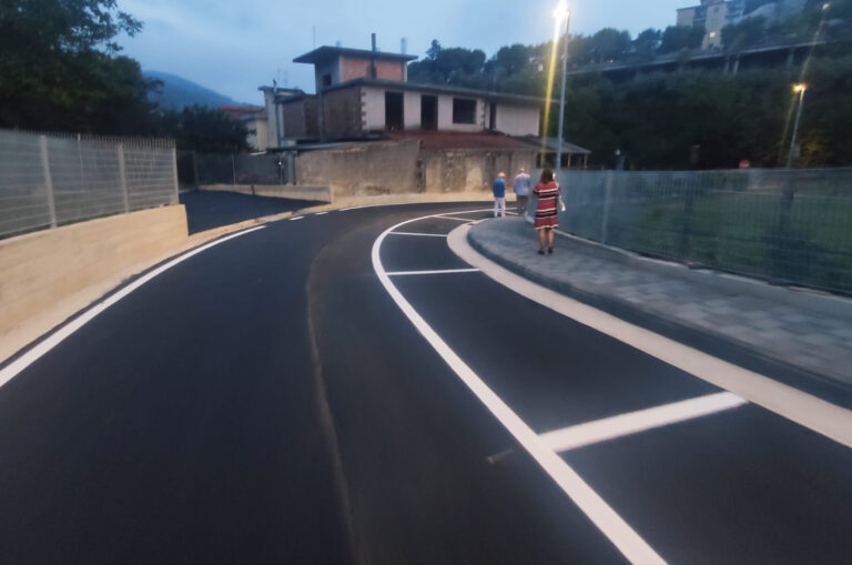 Montecorvino Rovella, inaugurata una nuova strada in centro