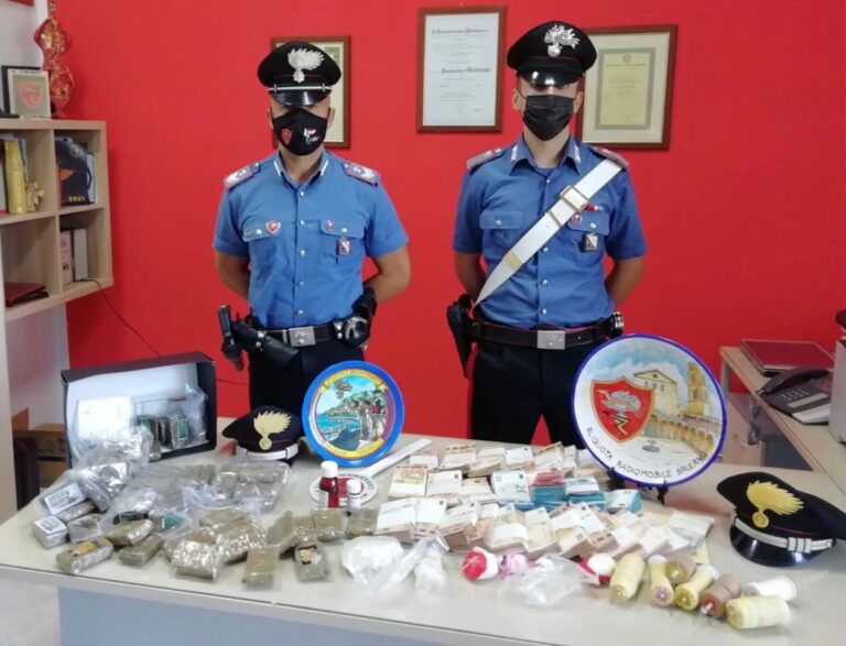 Chili di droga ed esplosivi: a Mercatello blitz dei Carabinieri