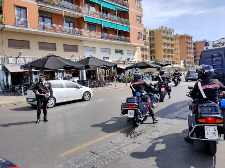 Salerno, controllo straordinario di sicurezza stradale a Piazza della Concordia