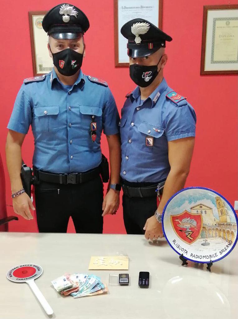 Salerno, arrestato 24enne per spaccio di stupefacenti